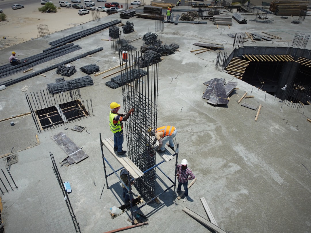 Comment réduire de 20% les retards de livraison sur vos chantiers